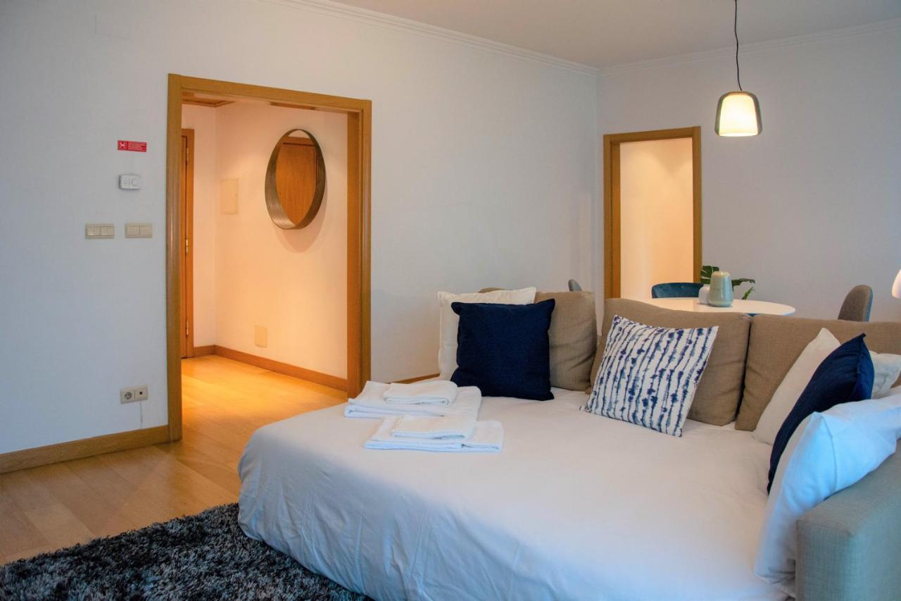 Orient - Modern, Spacious And Sunny! By The River! * Lissabon